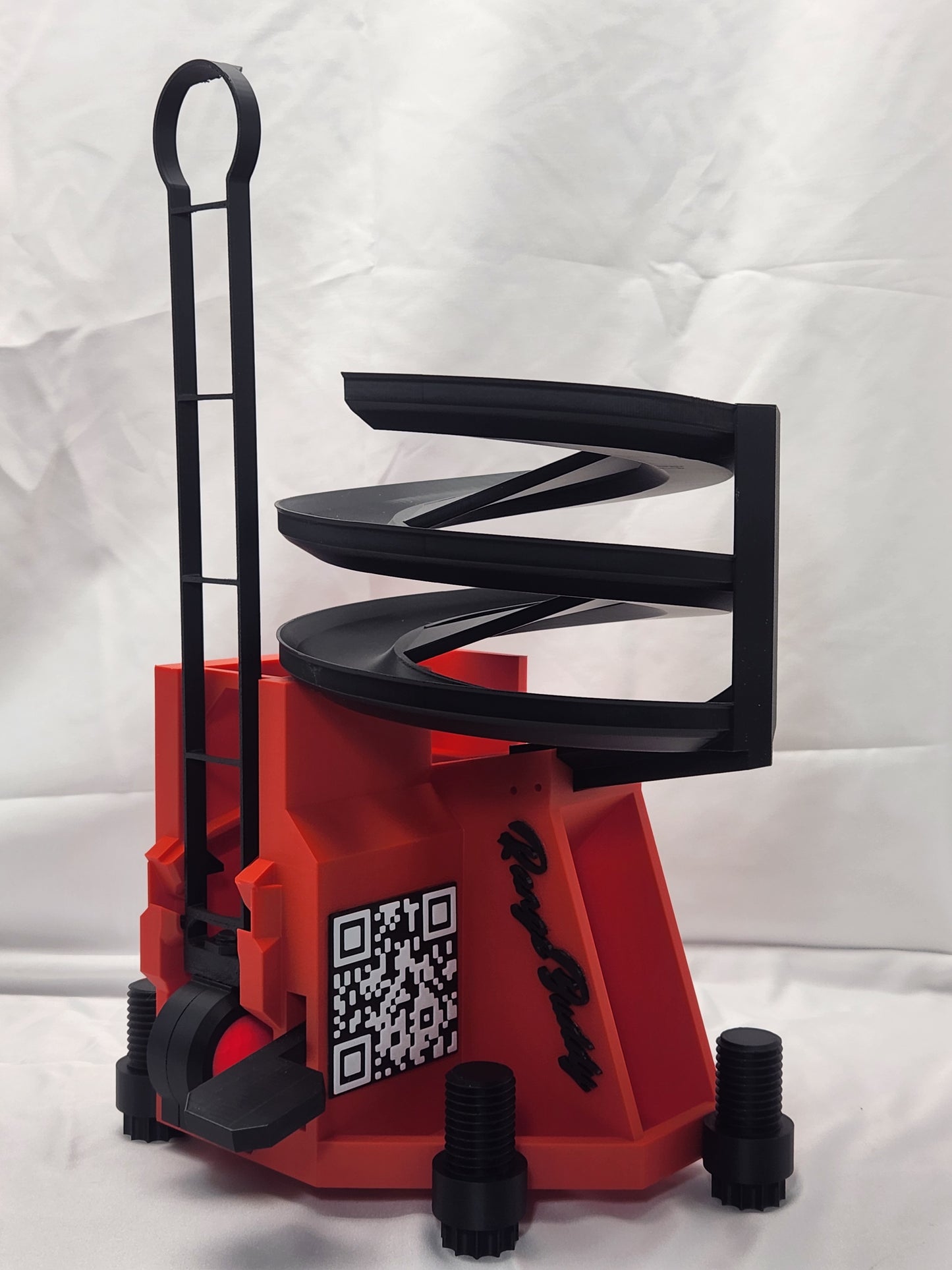 RangeBuddy – Gravity-Fed Golf Ball Dispenser